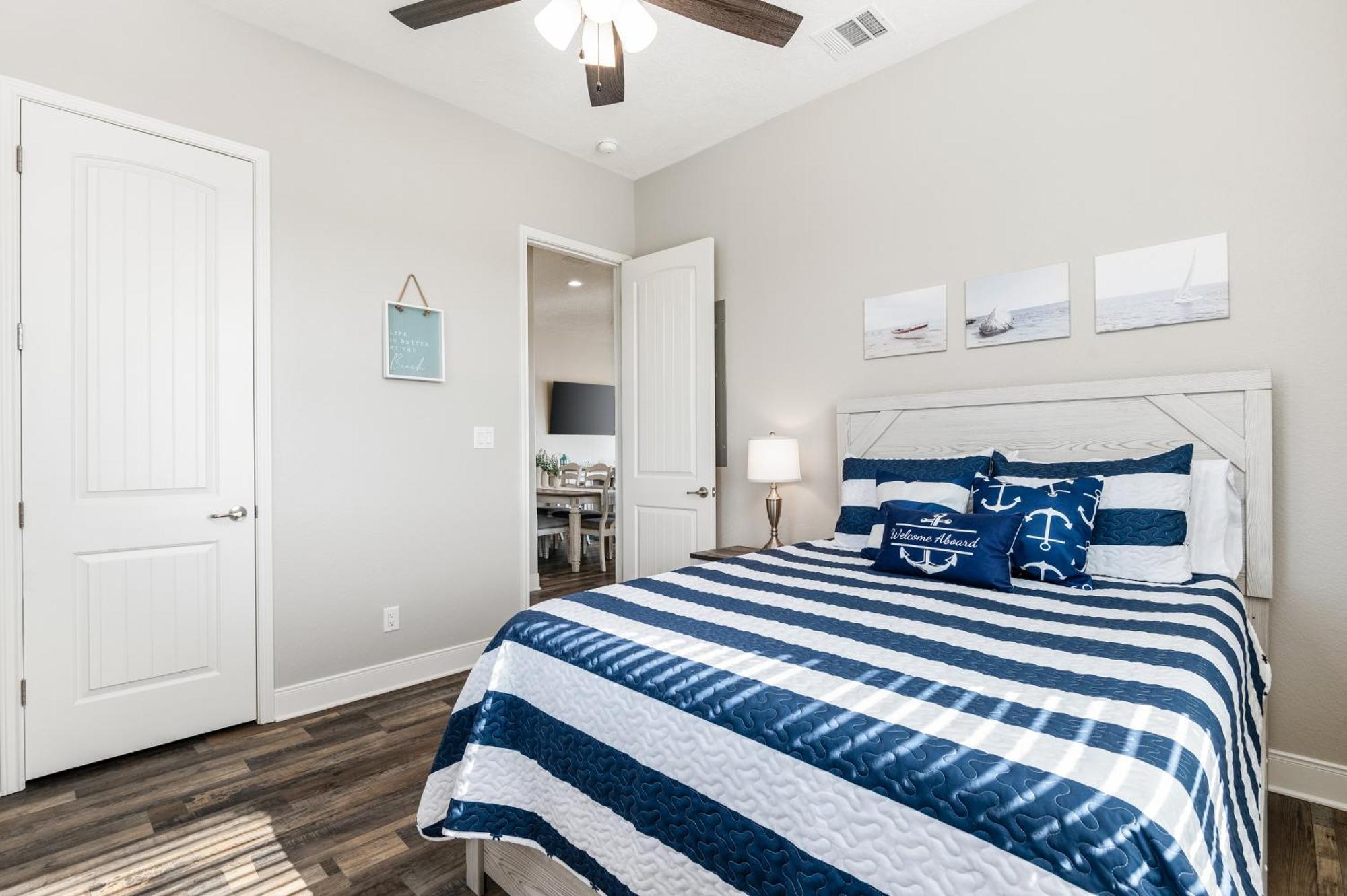 Stylish 4Br Crystal Beach Retreat Walk To Beach Bolivar Peninsula Zewnętrze zdjęcie
